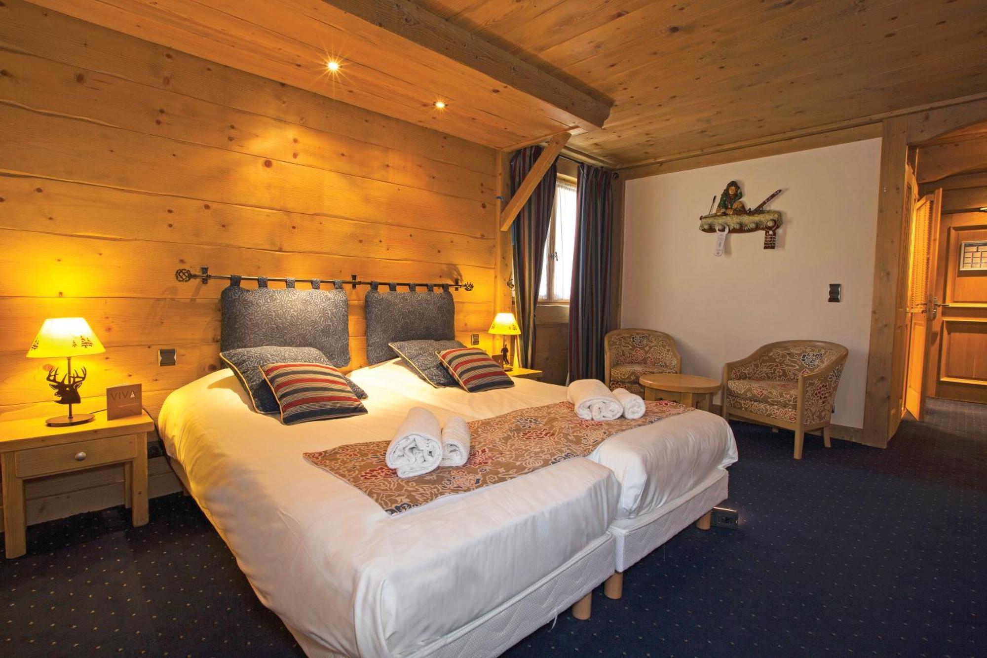 Chalet Hotel L'Ecrin Тин Екстериор снимка