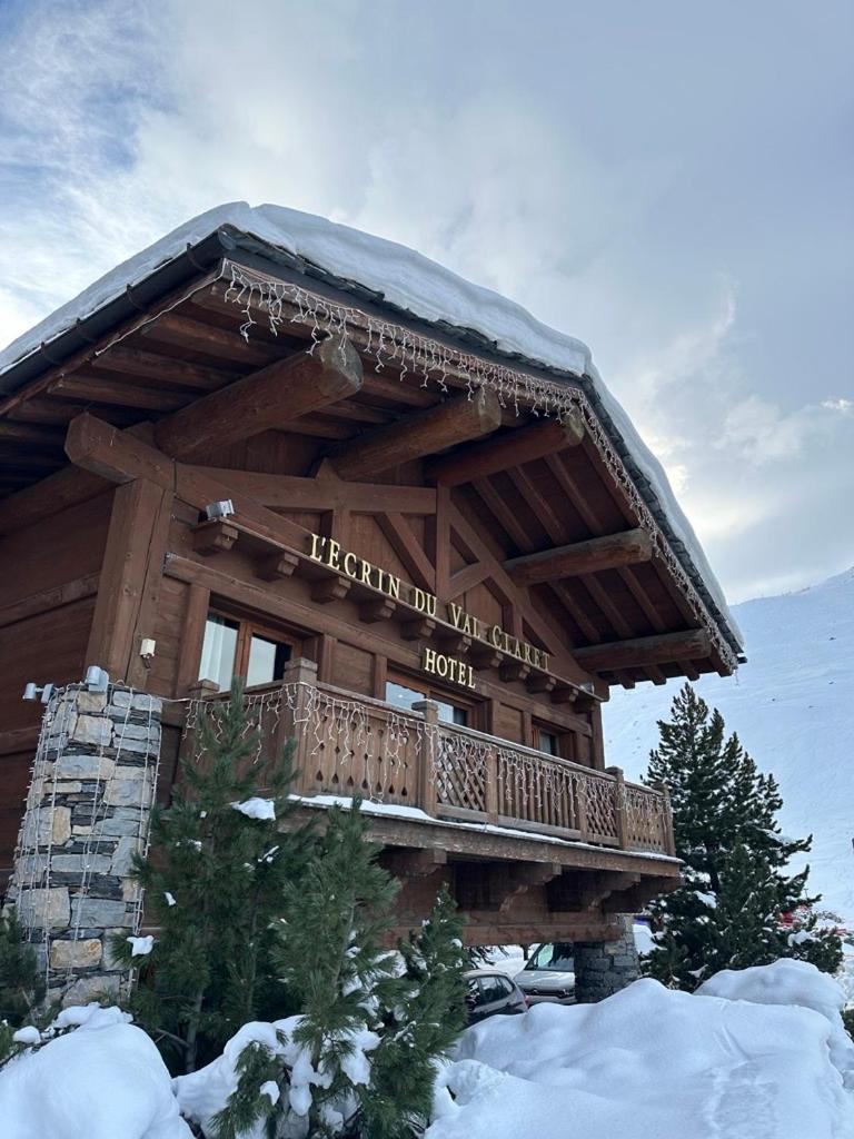 Chalet Hotel L'Ecrin Тин Екстериор снимка